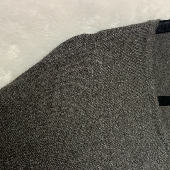 Reynard Sweater Women’s Size Small - Picture 4 of 7